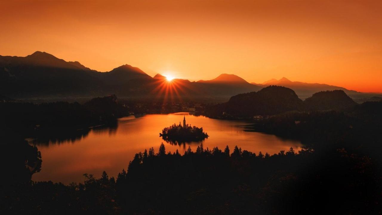 Sunset Bled Apartment Bagian luar foto